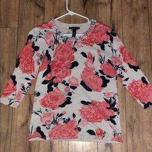 Floral pattern, quarter length sleeve shirt